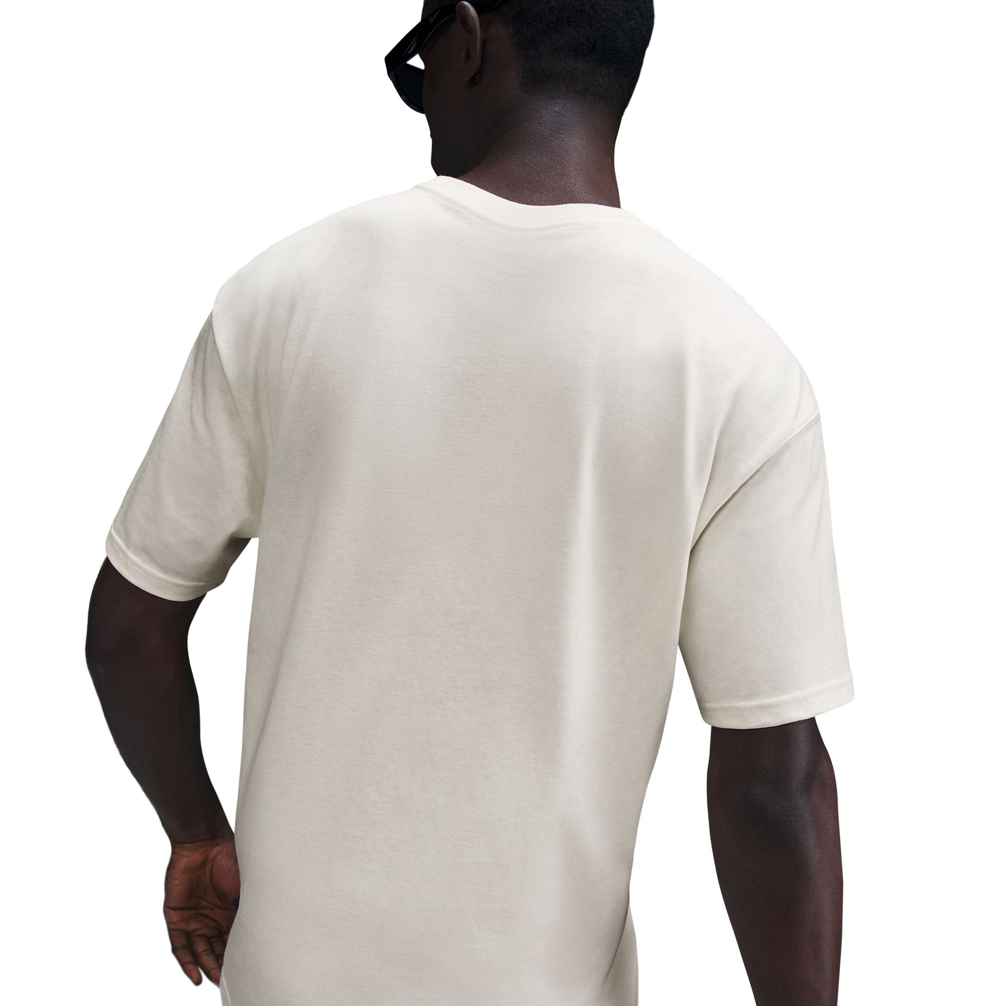 Nike SB Men's Logo Skate HBR T-Shirt - Sail/Court Purple