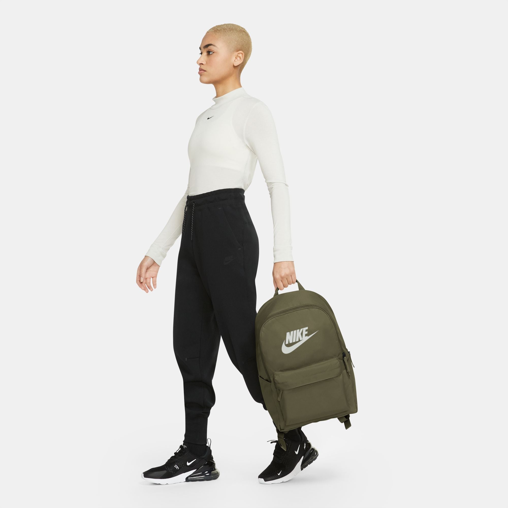 NIKE HERITAGE BACKPACK (25L) - MEDIUM OLIVE/MEDIUM OLIVE/SUMMIT WHITE