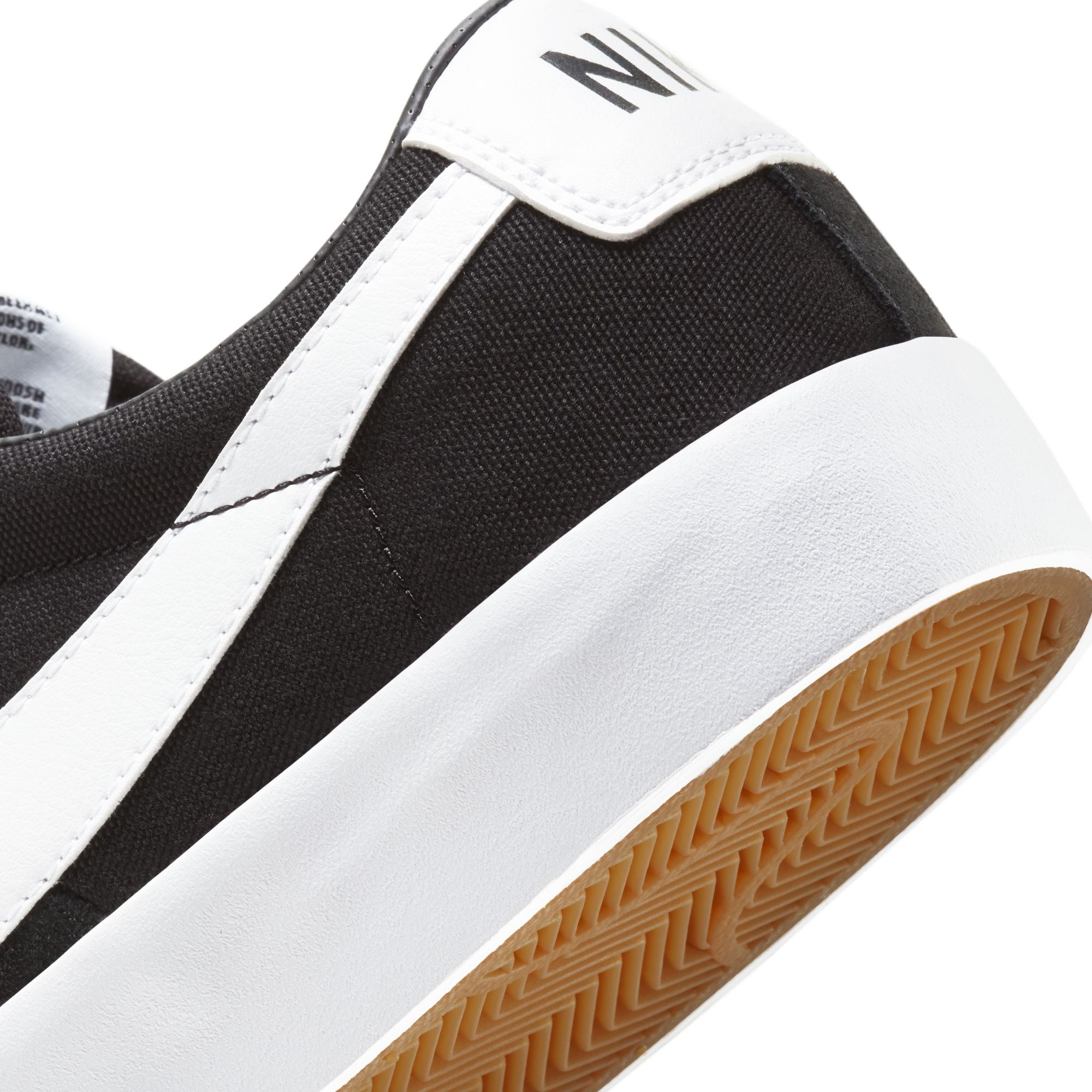 Nike SB Zoom Blazer Low Pro GT - BLACK/WHITE-BLACK-GUM LIGHT BROWN