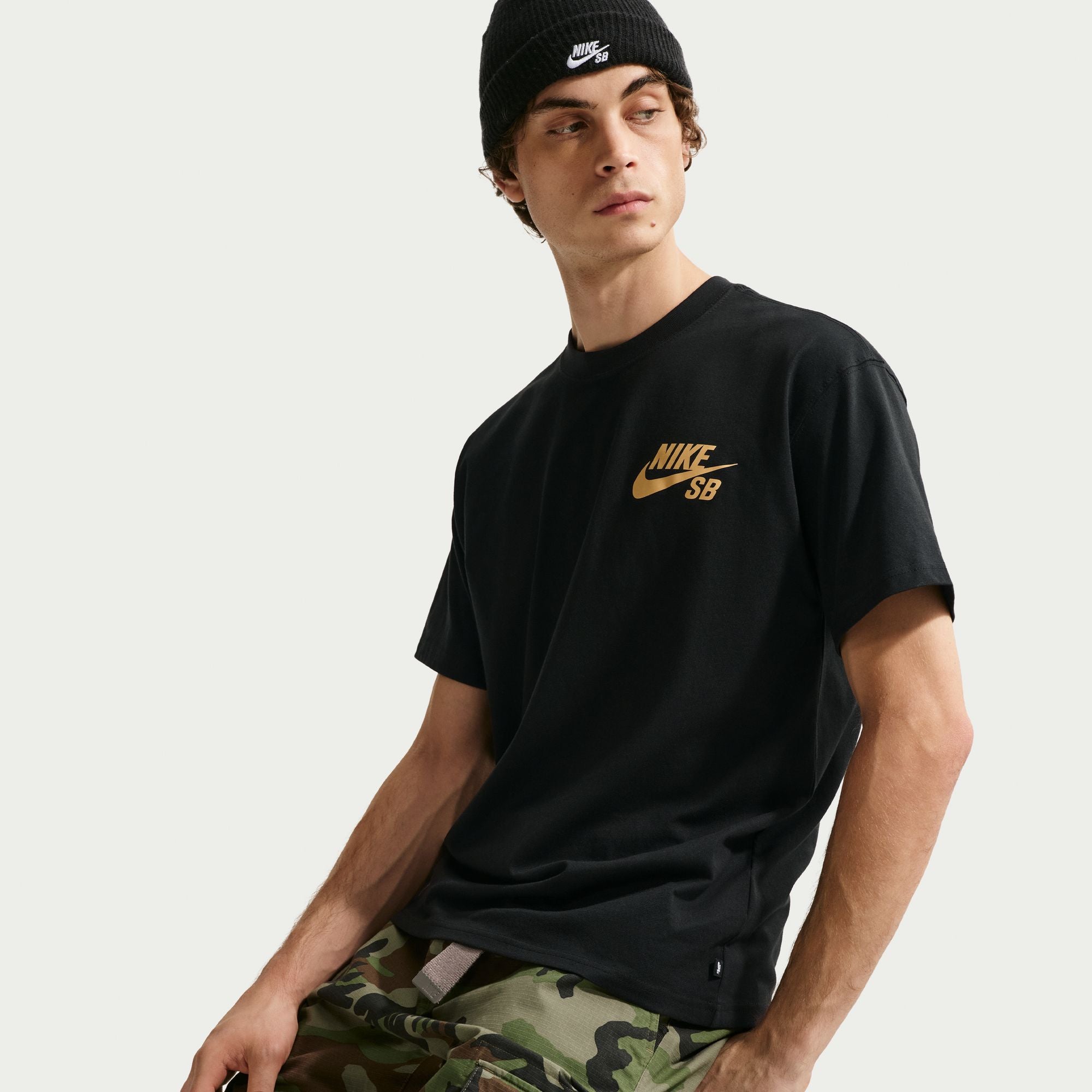 Nike SB Logo Skate T-Shirt - Black