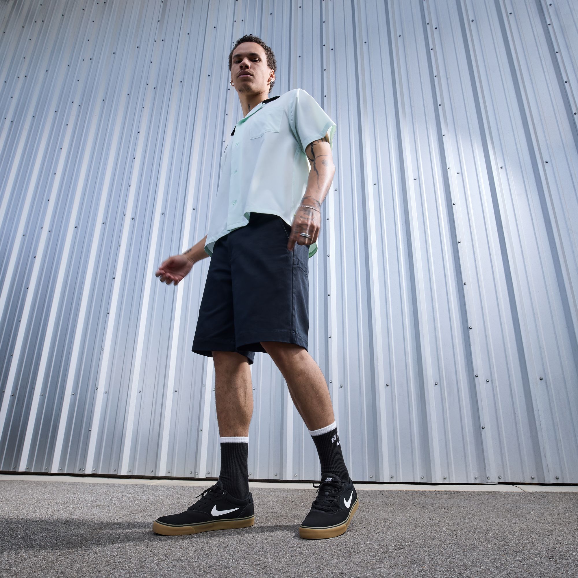 NIKE SB CHRON 2 BLACK/WHITE-BLACK-GUM LIGHT BROWN