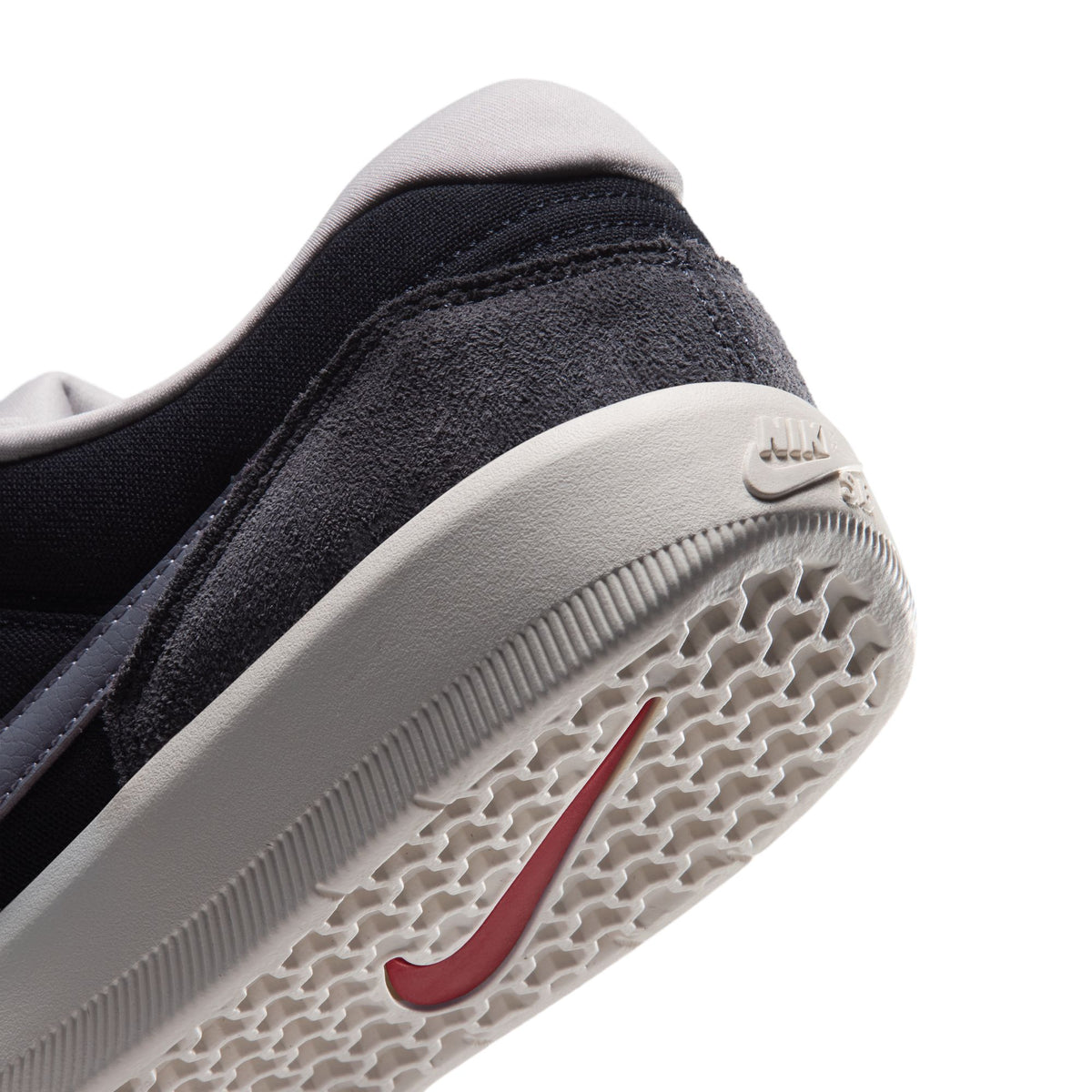 Nike SB Force 58 - BLACK/SMOKE GREY-LT IRON ORE-ANTHRACITE