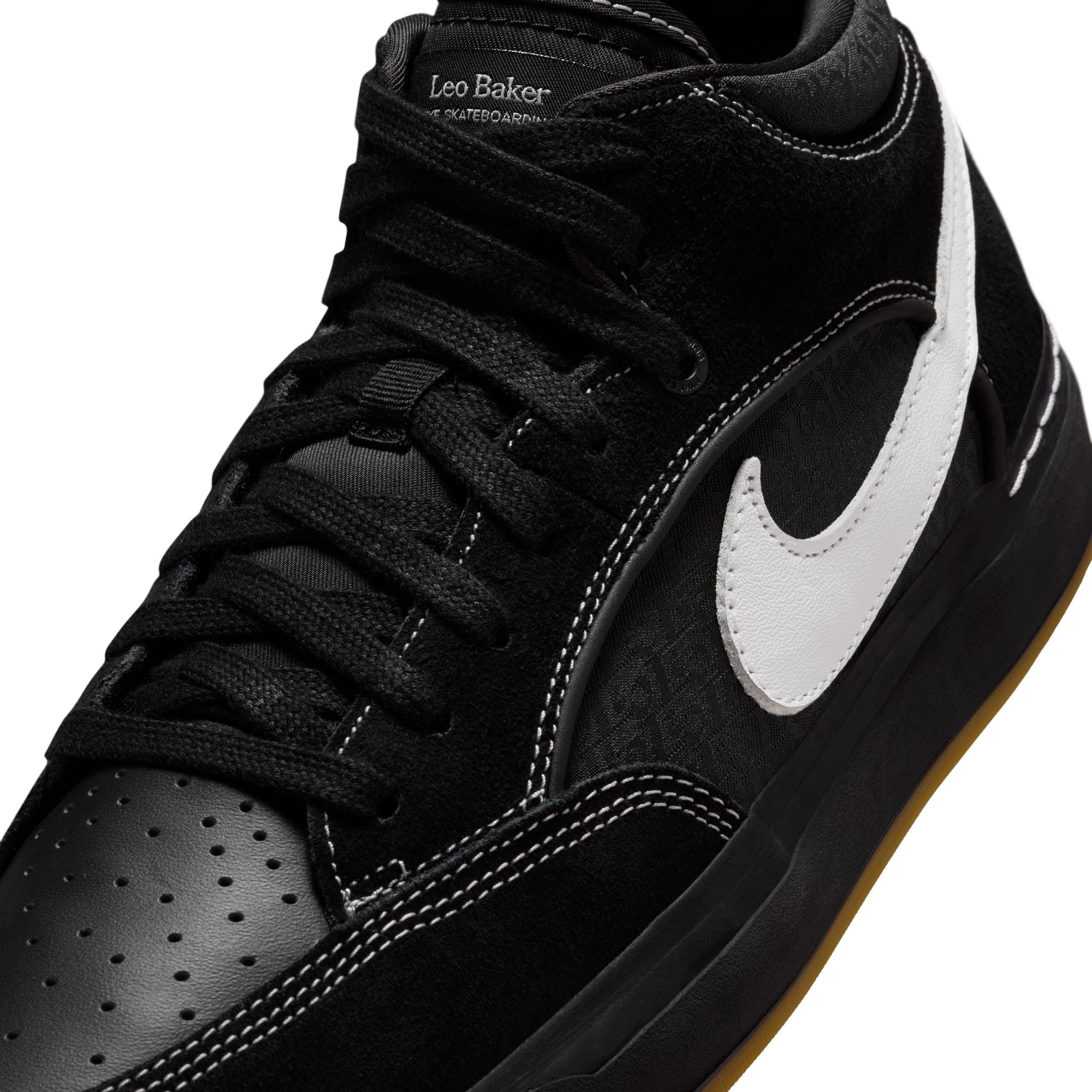 Nike SB React Leo - Black/White-Black-Gum Light Brown