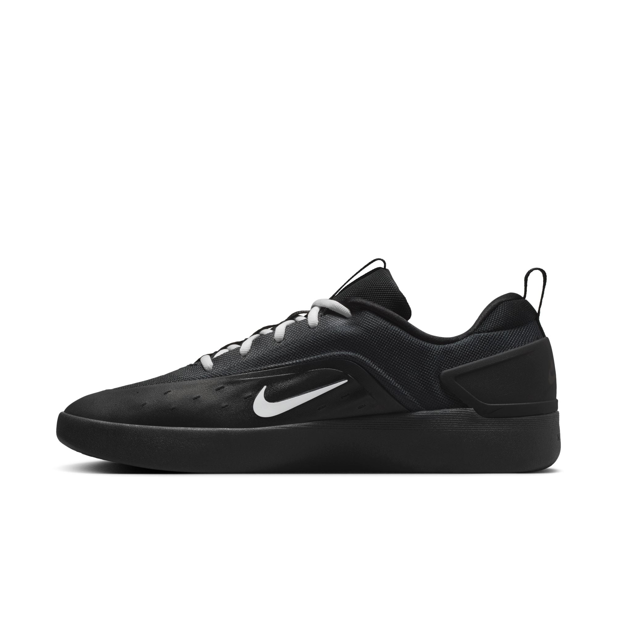 Nike SB Zoom Nyjah 4 - Black/White-Black-White