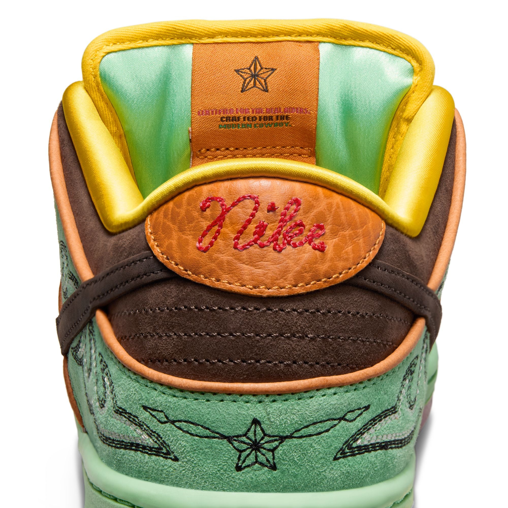 Nike SB Dunk Low Pro - TOURMALINE/BAROQUE BROWN-MONARCH