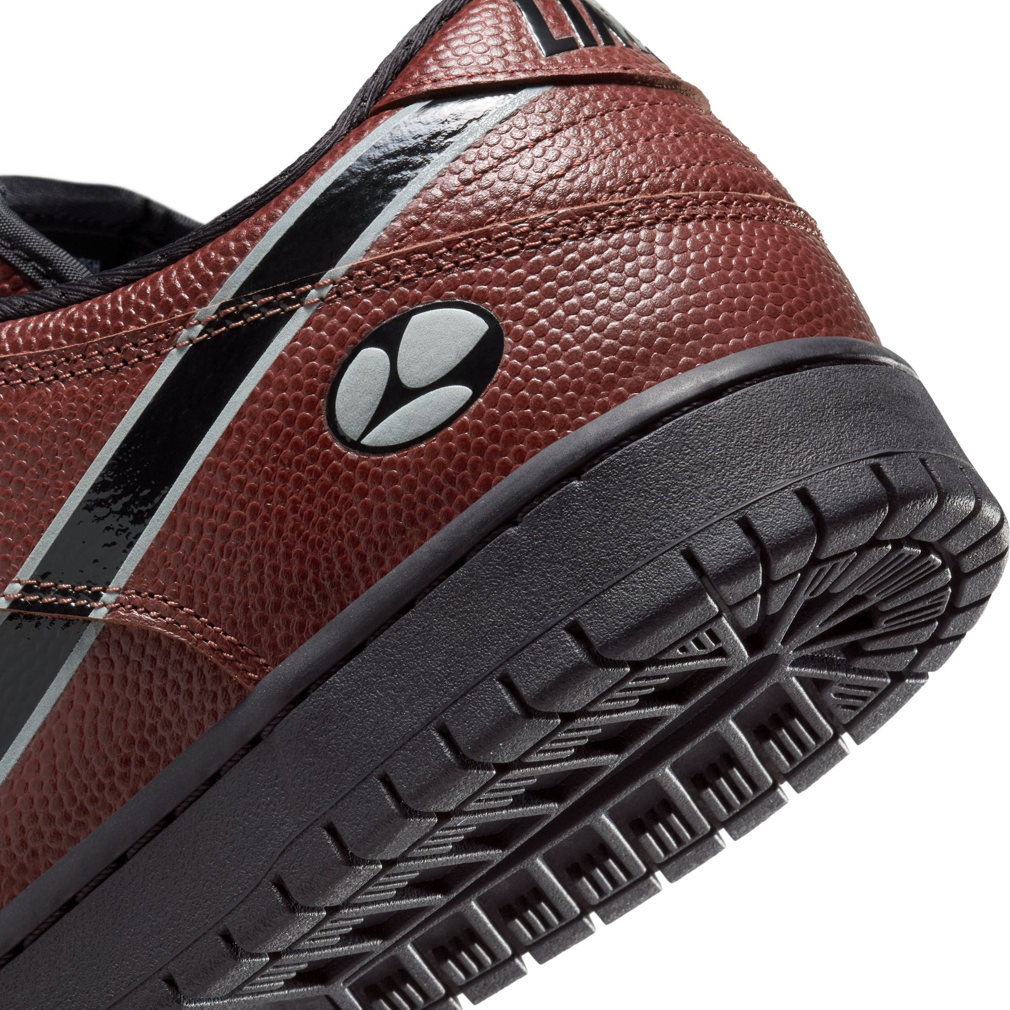 Nike SB Dunk Low Pro DARK PONY/BLACK-SILVER-WHITE