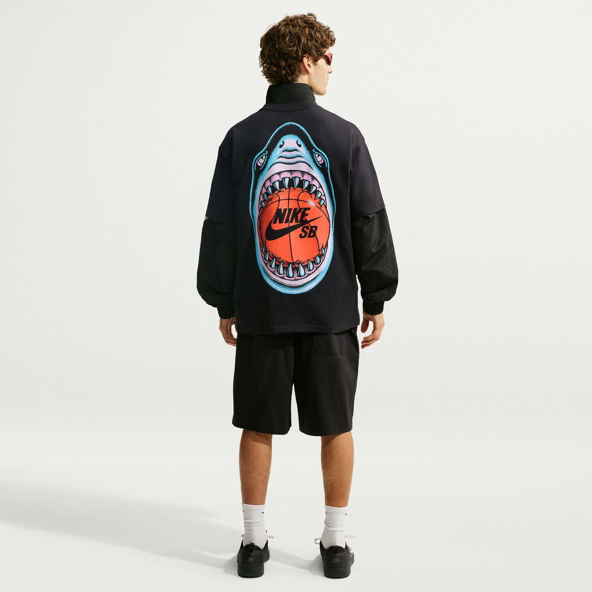 Nike SB Skate Shark Ball T-Shirt - Black