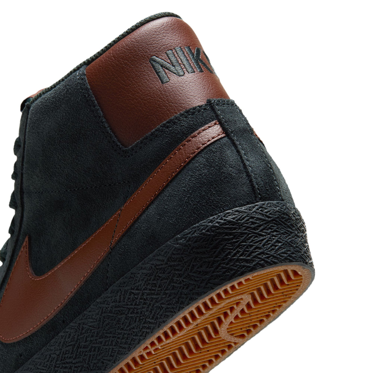 Nike SB Zoom Blazer Mid - Black Spruce/Corduroy Brown-Black Spruce