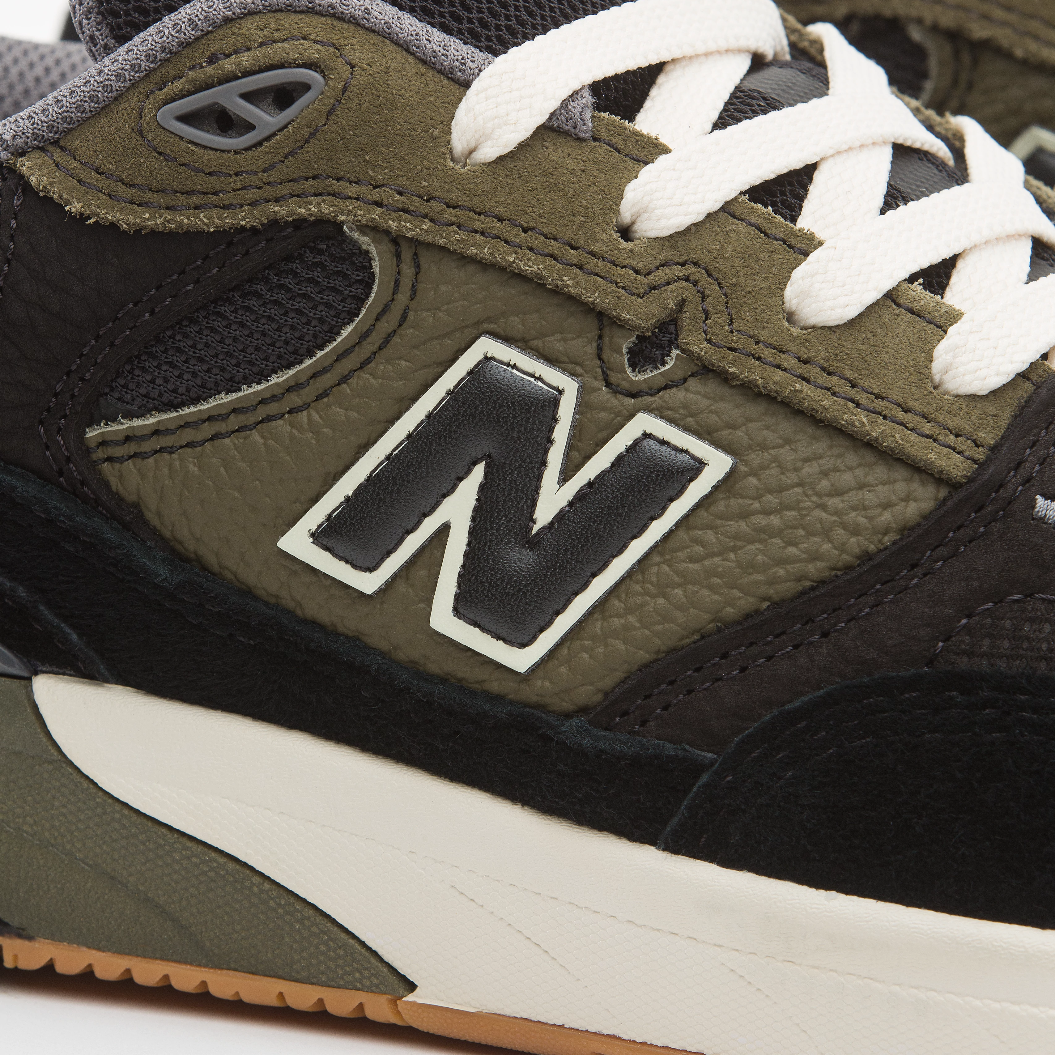 New Balance Numeric Reynolds 933 - Olive/Black