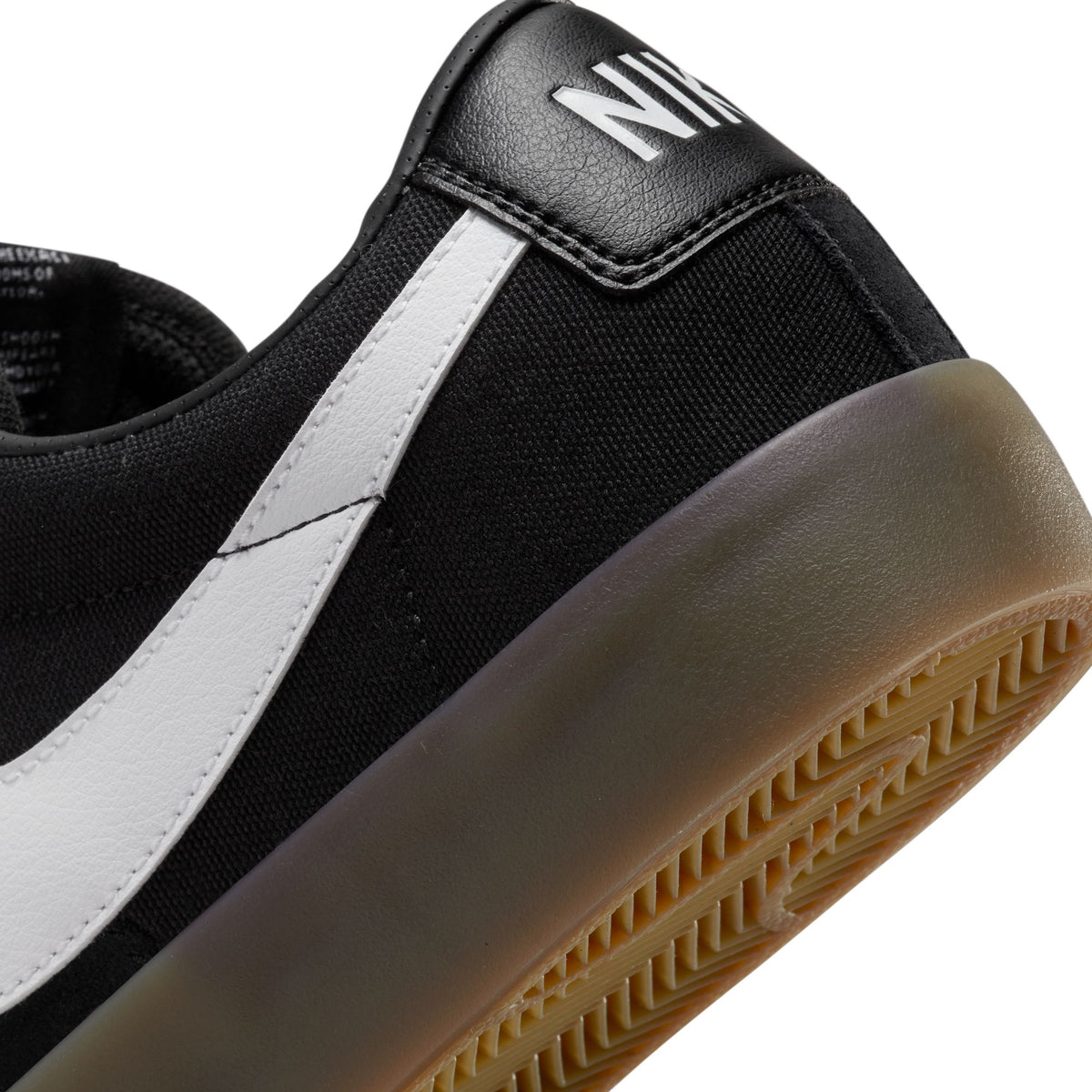 Nike SB Zoom Blazer Low Pro GT - Black/White-Black-White