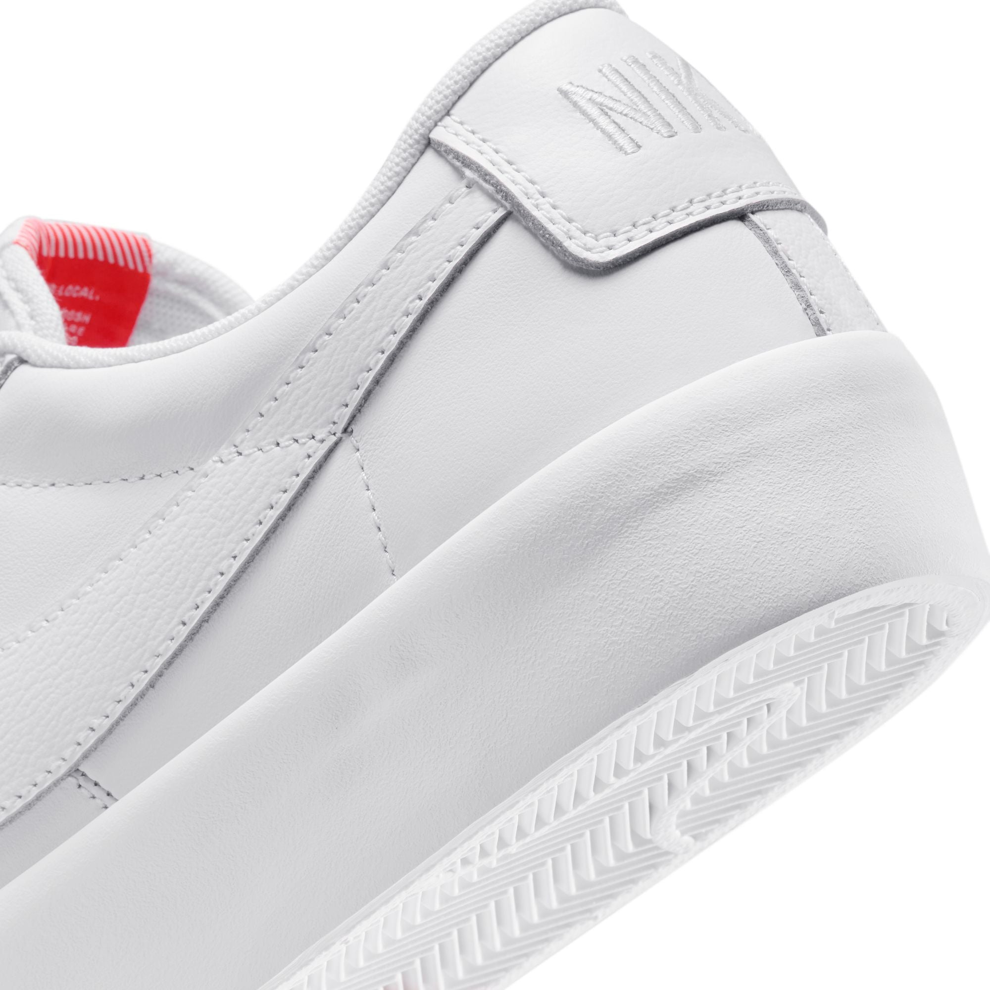 Nike SB Zoom Blazer Low Pro GT - White/White-White-White