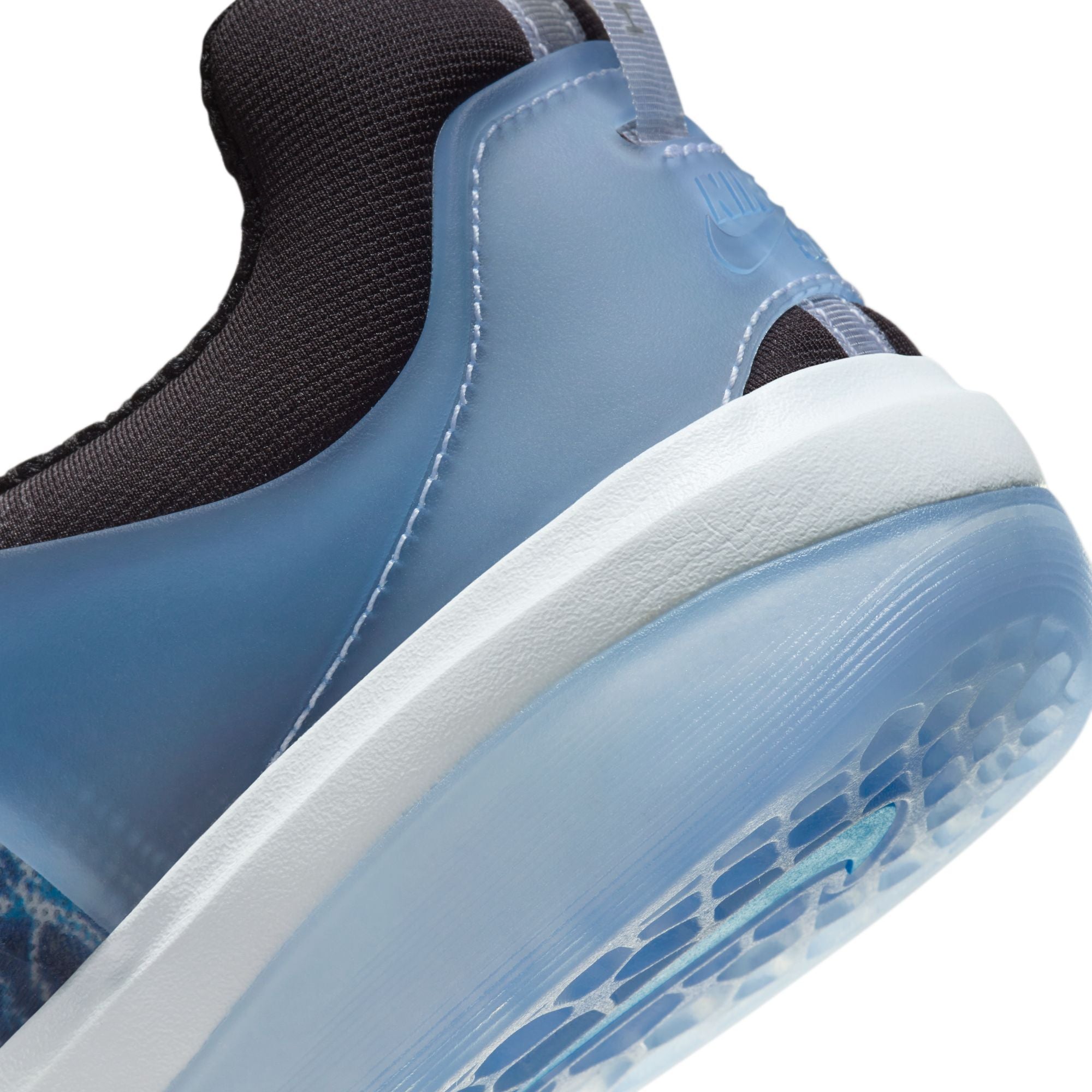 NIKE SB NYJAH 3 PREMIUM BLACK/WHITE-DEEP ROYAL-WHITE