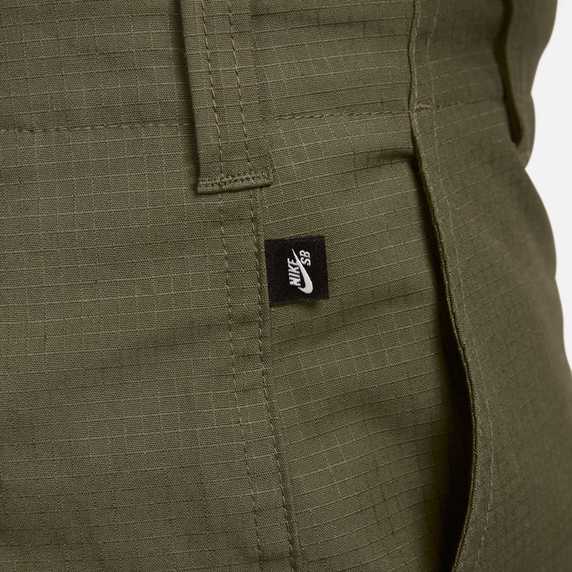 Nike SB Kearny Cargo Skate Short - Medium Olive