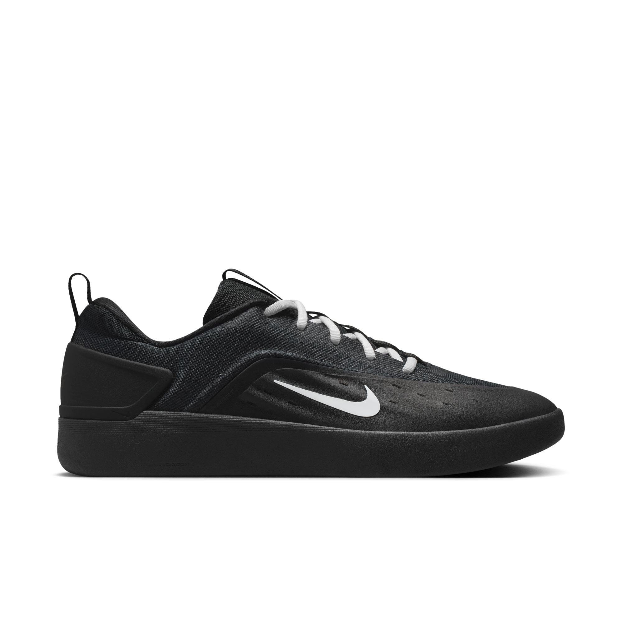 Nike SB Zoom Nyjah 4 - Black/White-Black-White