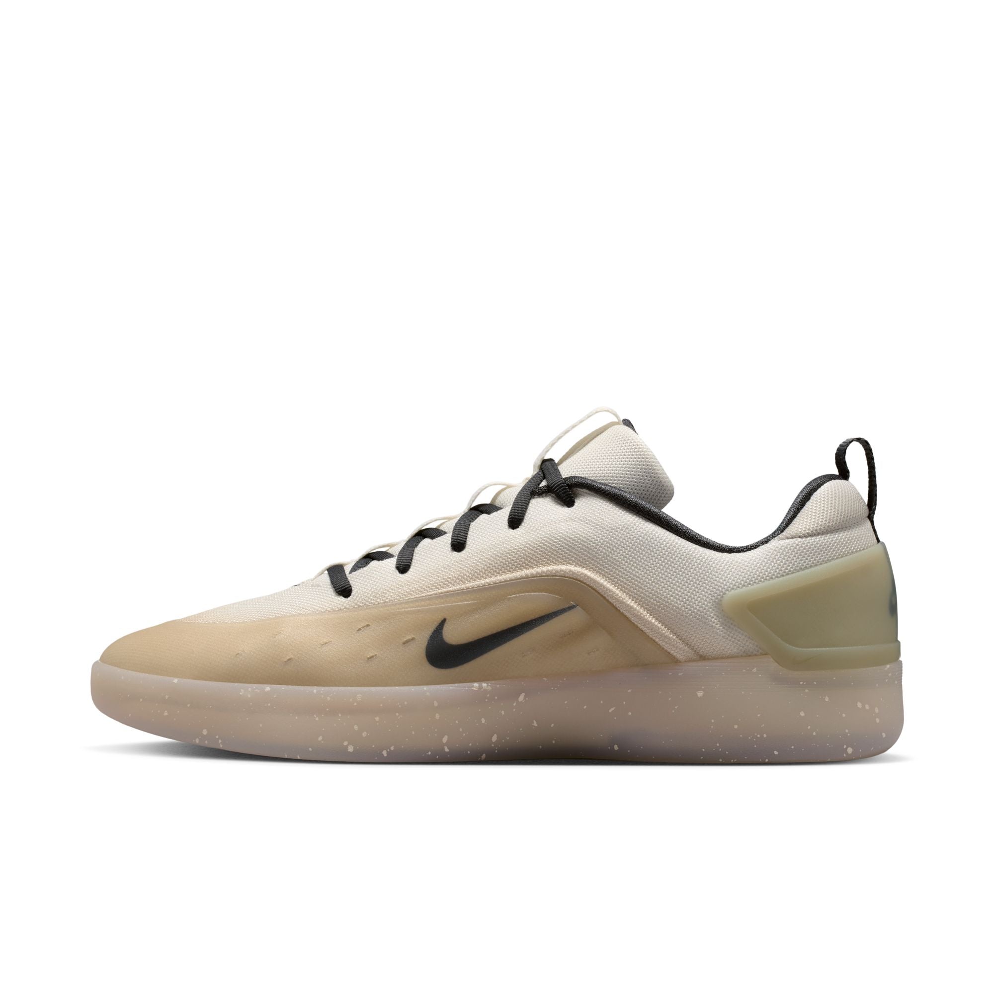 Nike SB Zoom Nyjah 4 - DESERT KHAKI/DK SMOKE GREY