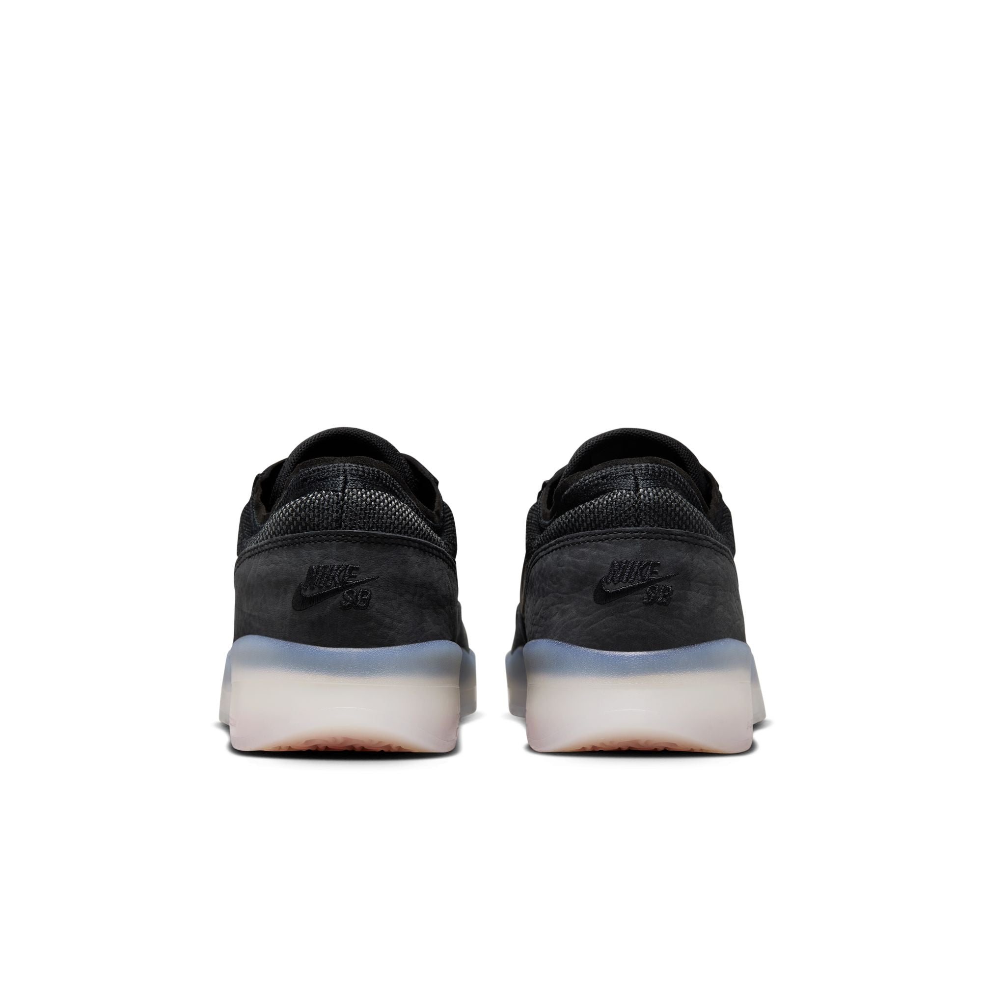 Nike SB PS8  - BLACK/BLACK-BLACK-BLACK