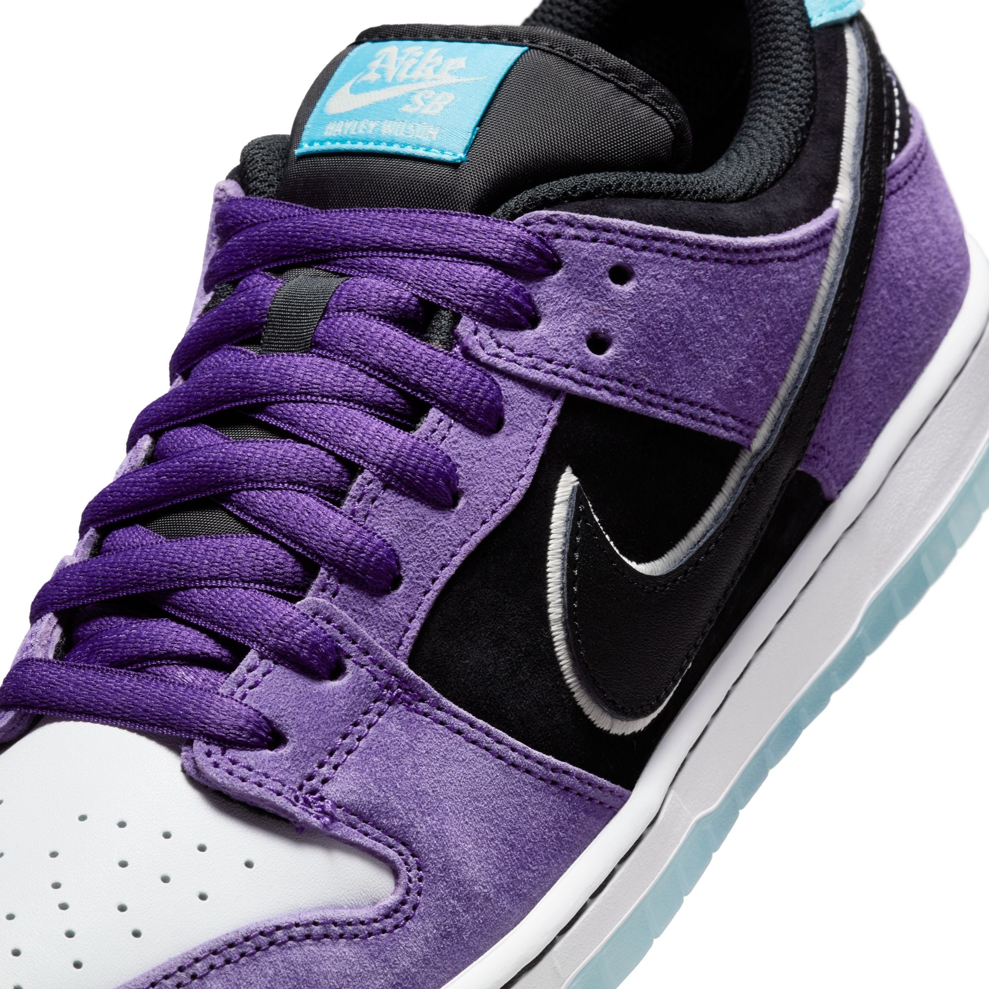 Nike SB Dunk Low Pro - COURT PURPLE/BLACK-WHITE-LAGOON PULSE