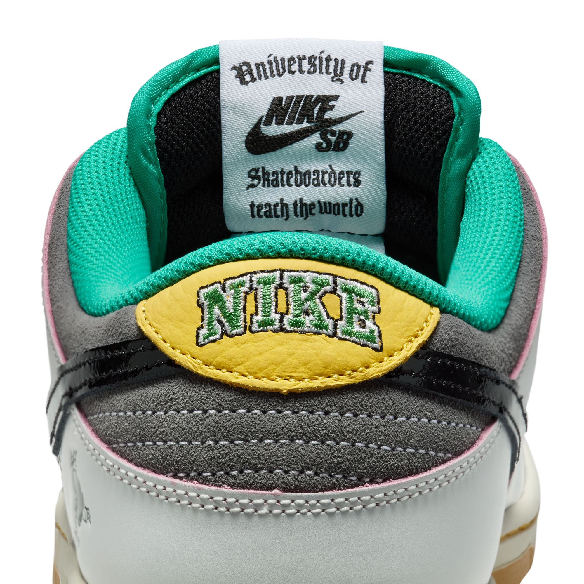 Nike SB Dunk Low Pro SUMMIT WHITE/BLACK-WHITE-IRON GREY