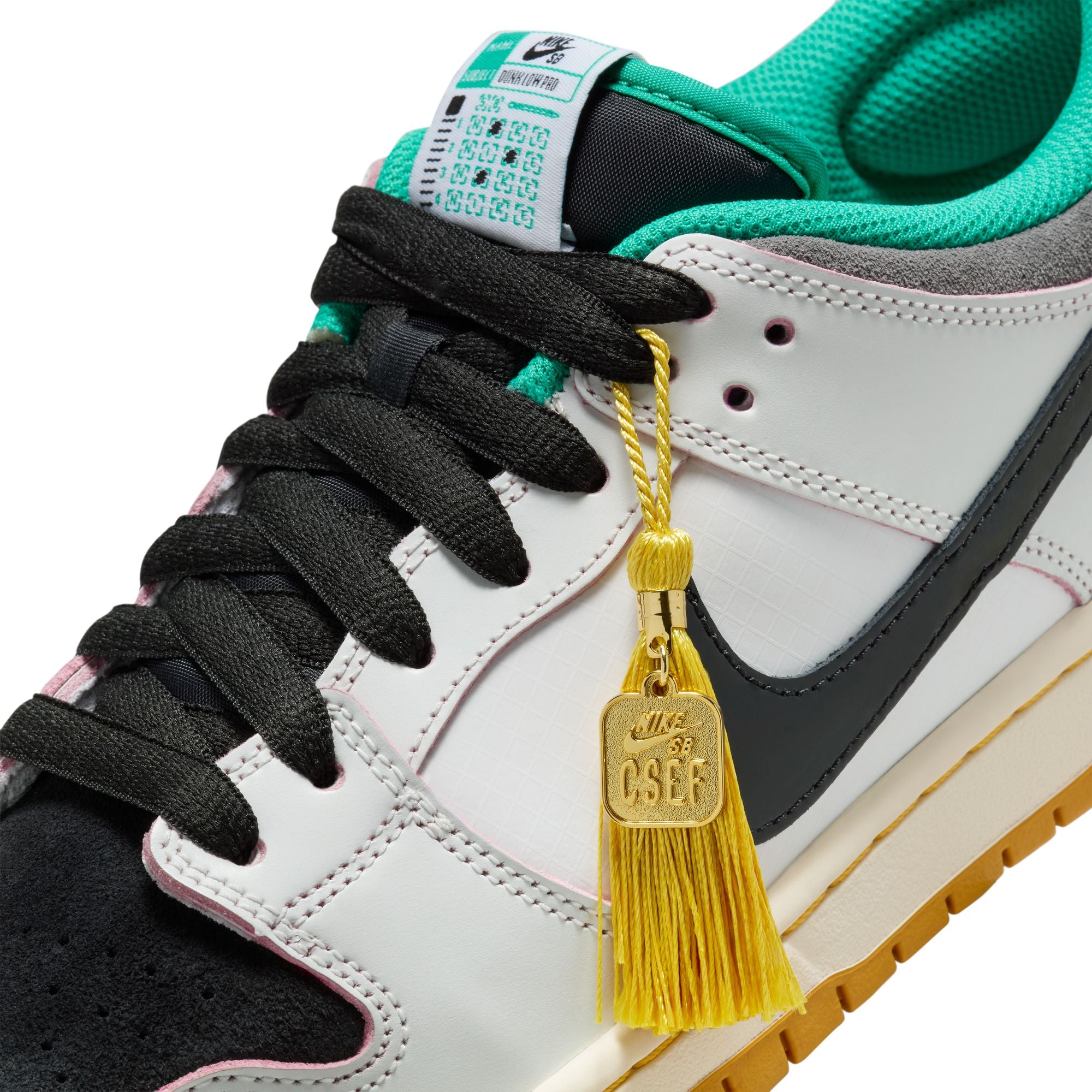 Nike SB Dunk Low Pro SUMMIT WHITE/BLACK-WHITE-IRON GREY
