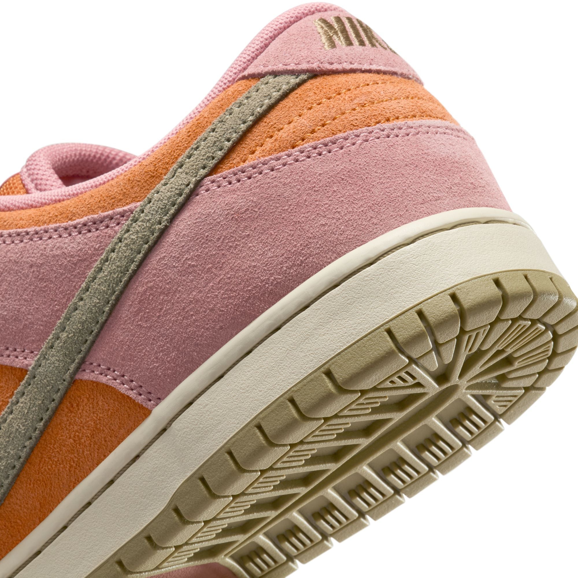 Nike SB Dunk Low Pro - RED STARDUST/NEUTRAL OLIVE-MONARCH
