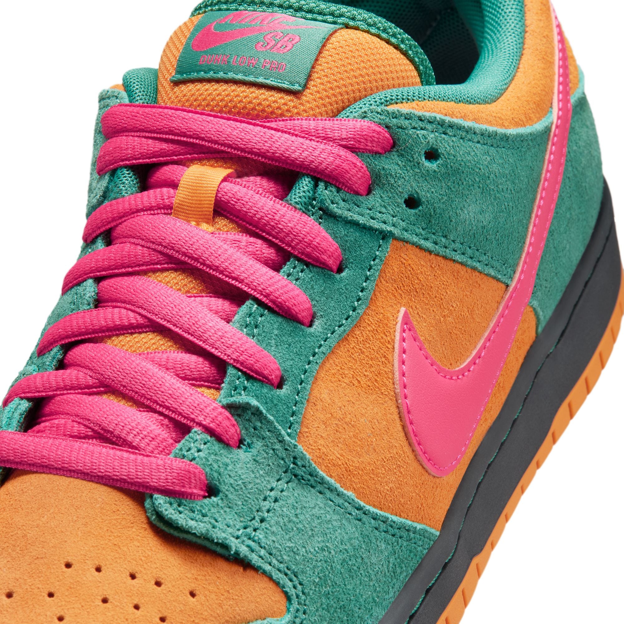 Nike SB Dunk Low Pro - GREEN NOISE/WATERMELON-LIGHT CURRY