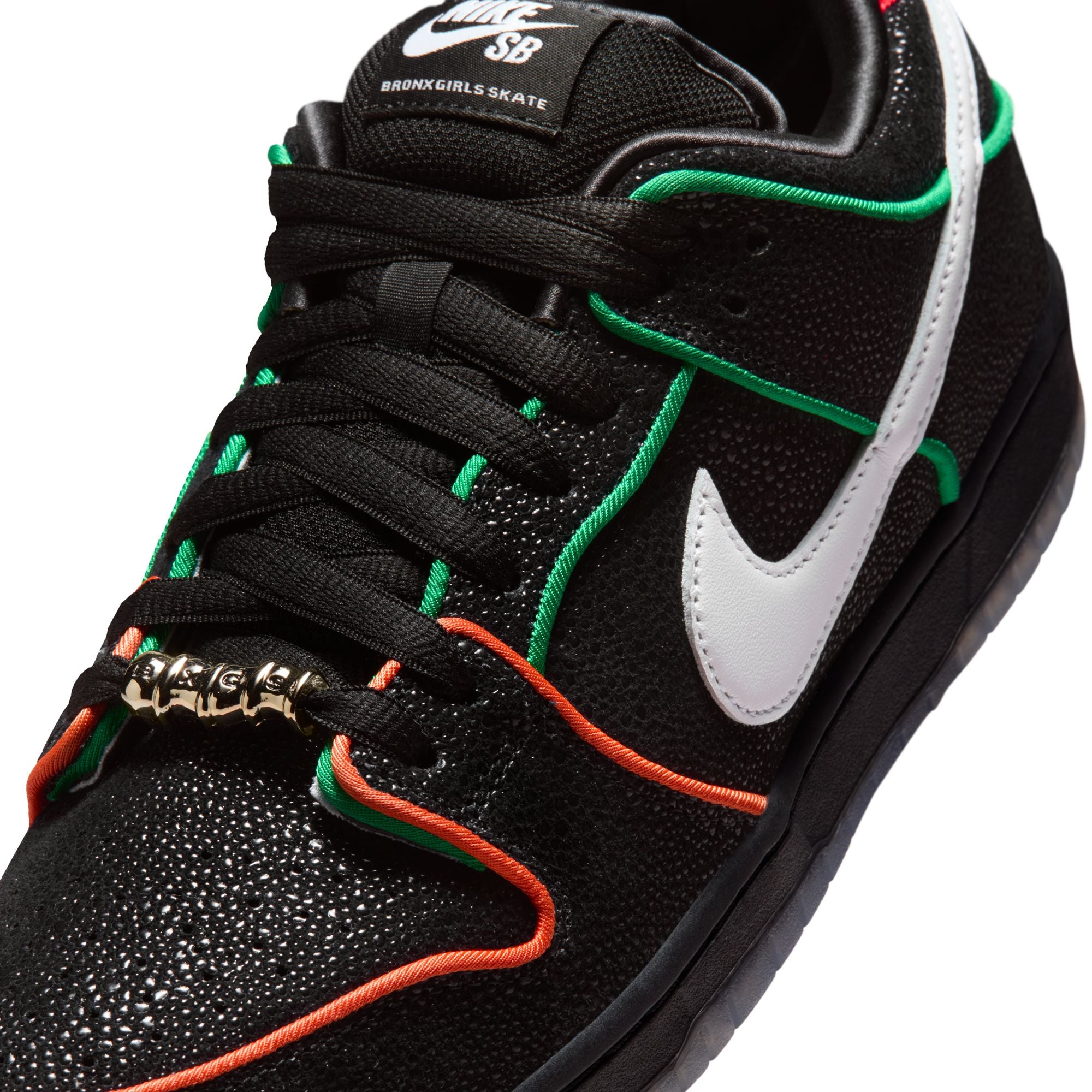 NIKE SB DUNK LOW PRO - BLACK/WHITE-CHALLENGE RED-TOTAL ORANGE