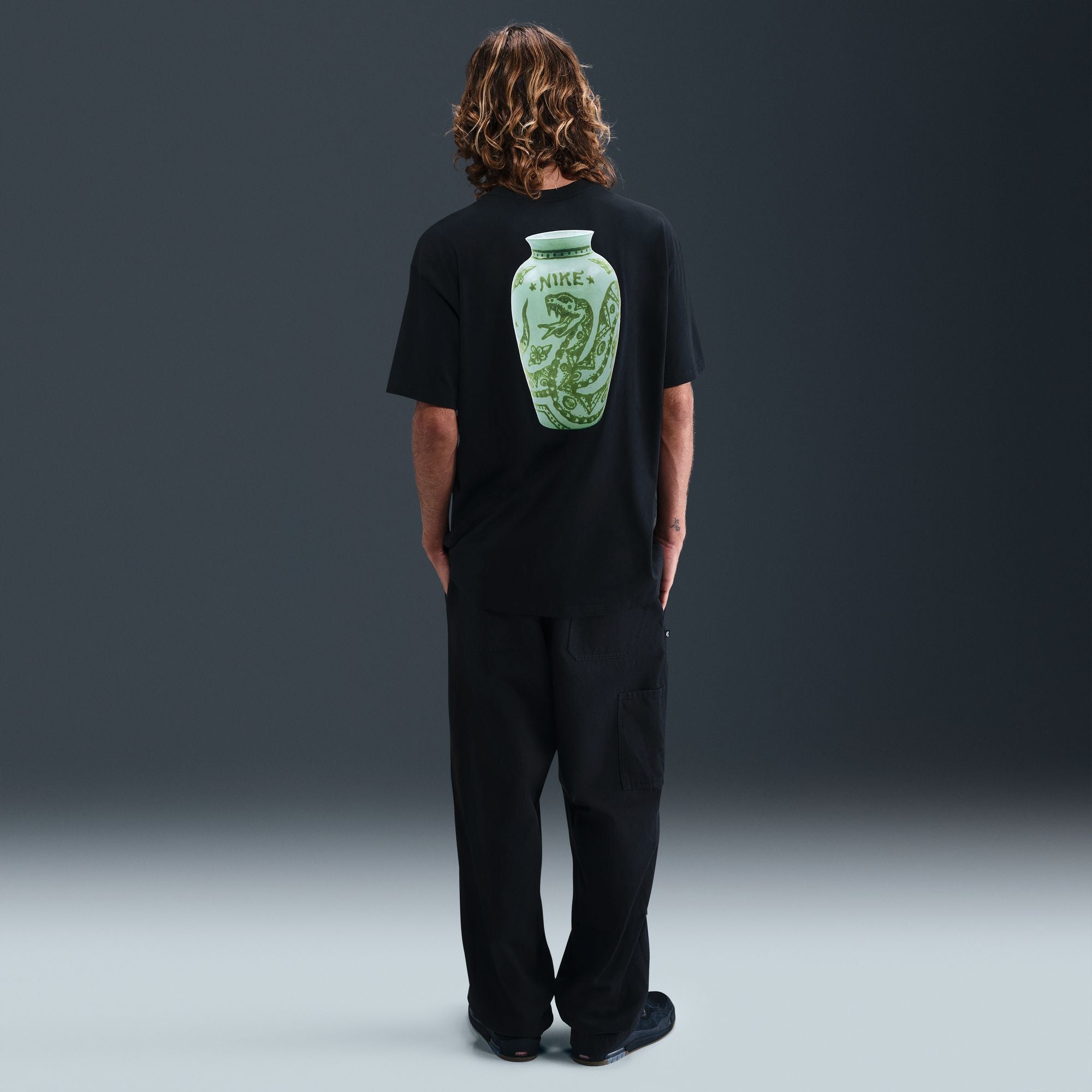 Nike SB Vase Tee - Black
