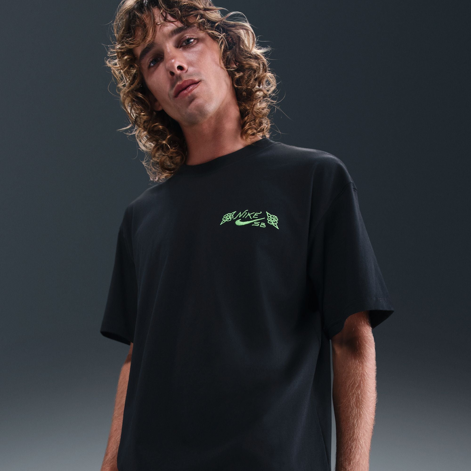 Nike SB Vase Tee - Black
