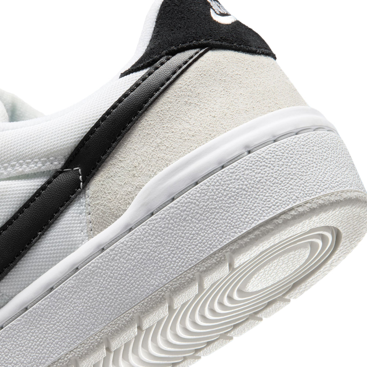 Nike SB Code 58 - White/Black-Summit White-Black