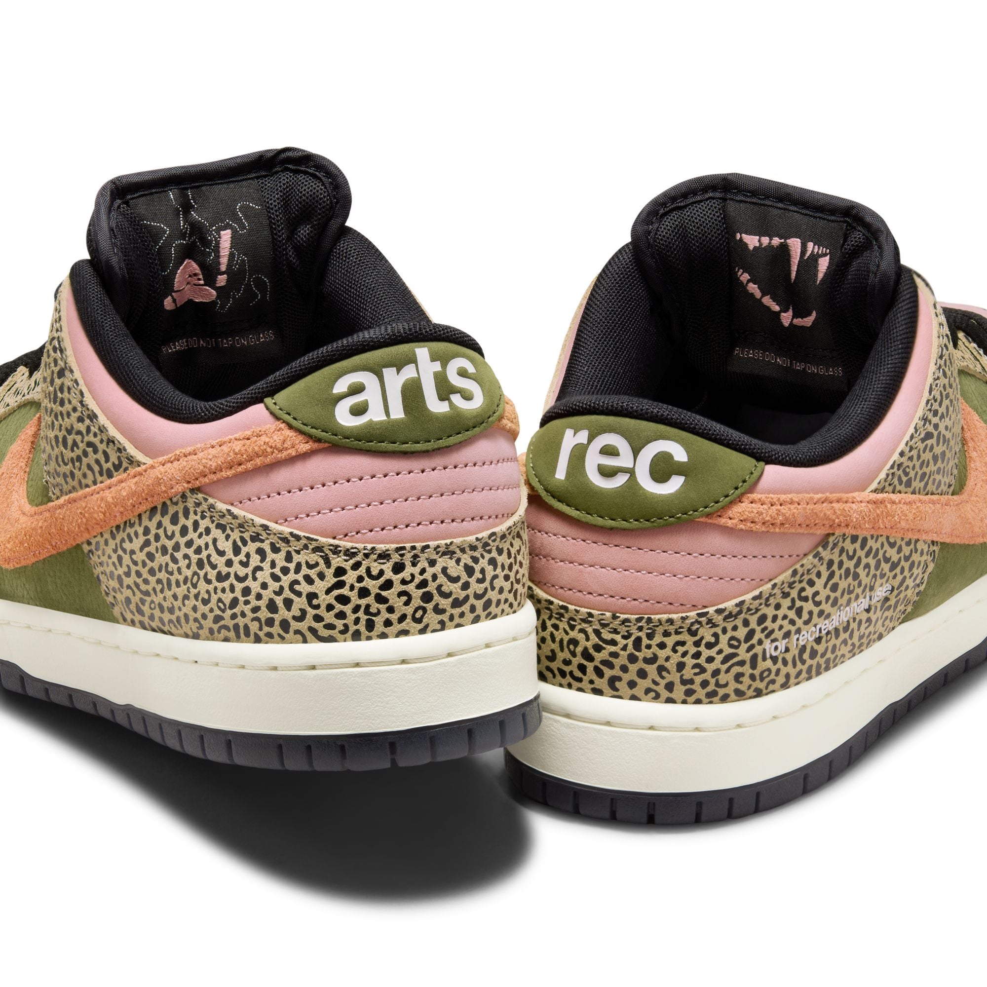 NIKE SB DUNK LOW PRO QS - KHAKI/AMBER BROWN-ROUGH GREEN-RUST PINK
