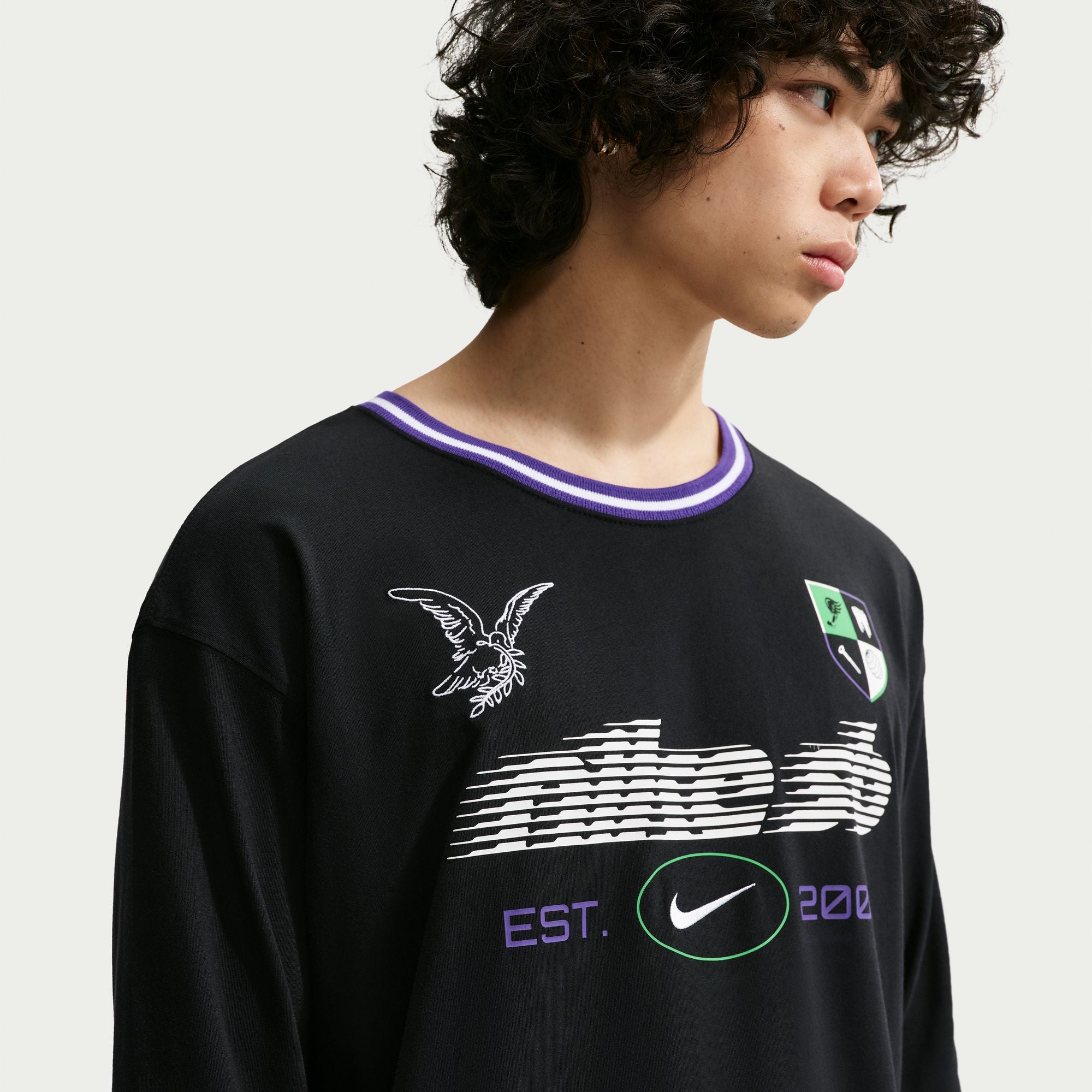 Nike SB Long-Sleeve Skate T-Shirt - Black