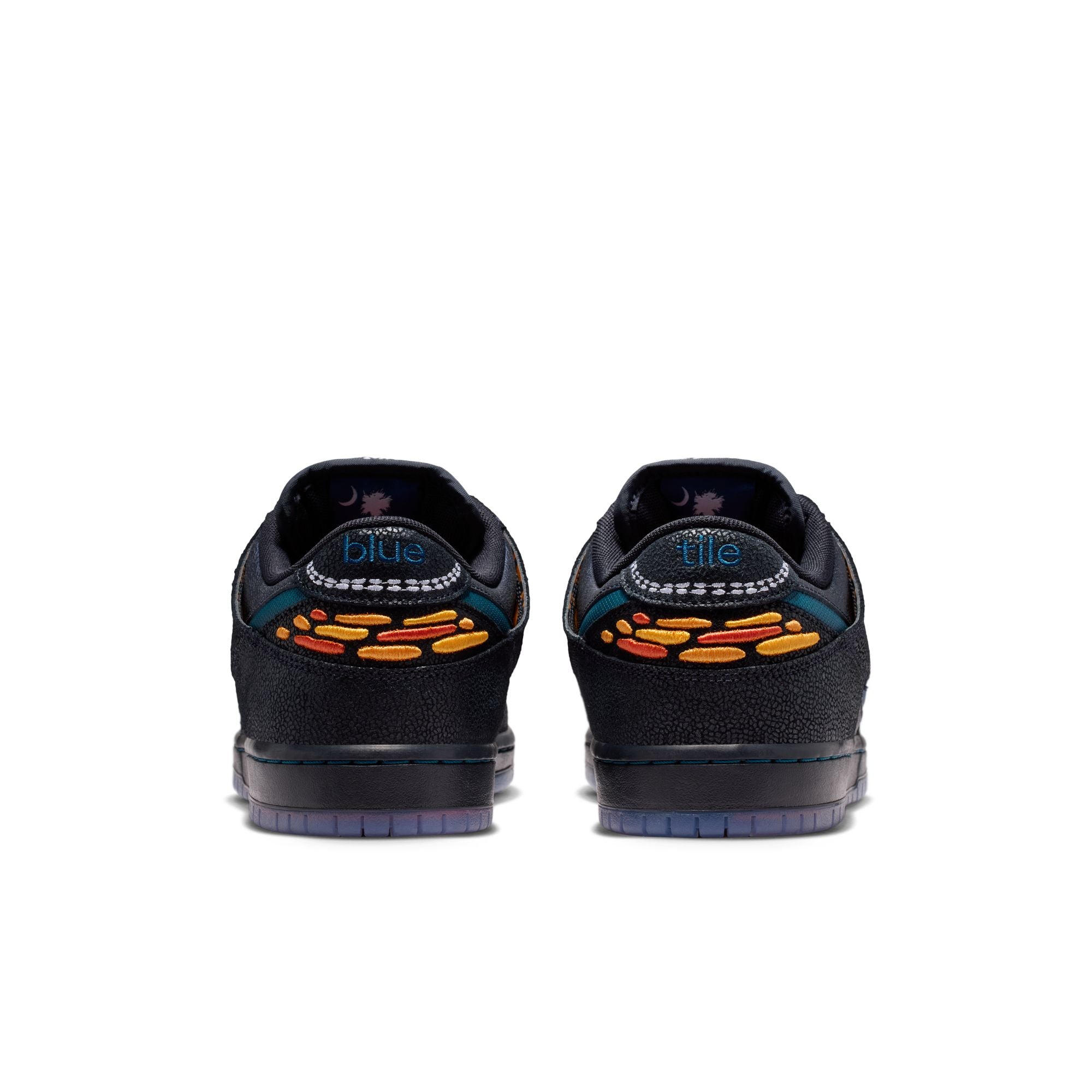 NIKE SB DUNK LOW PRO QS BT - BLACK/MARINA-WHITE-CAMPFIRE ORANGE