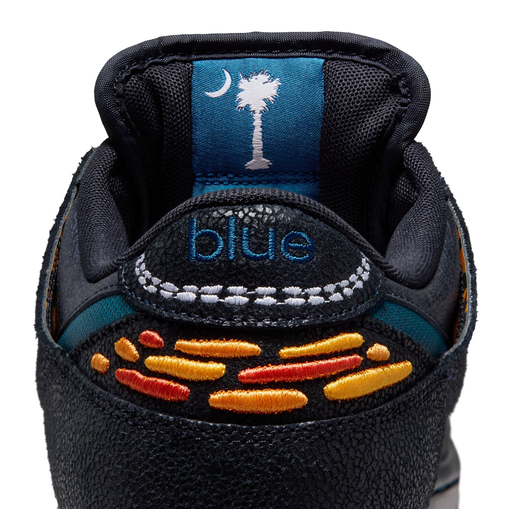 NIKE SB DUNK LOW PRO QS BT - BLACK/MARINA-WHITE-CAMPFIRE ORANGE