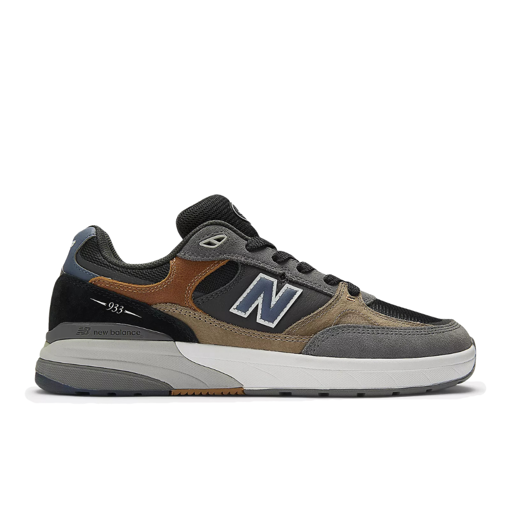 NB Numeric Andrew Reynolds 933 - Castlerock with Vintage Indigo (2E WIDE)