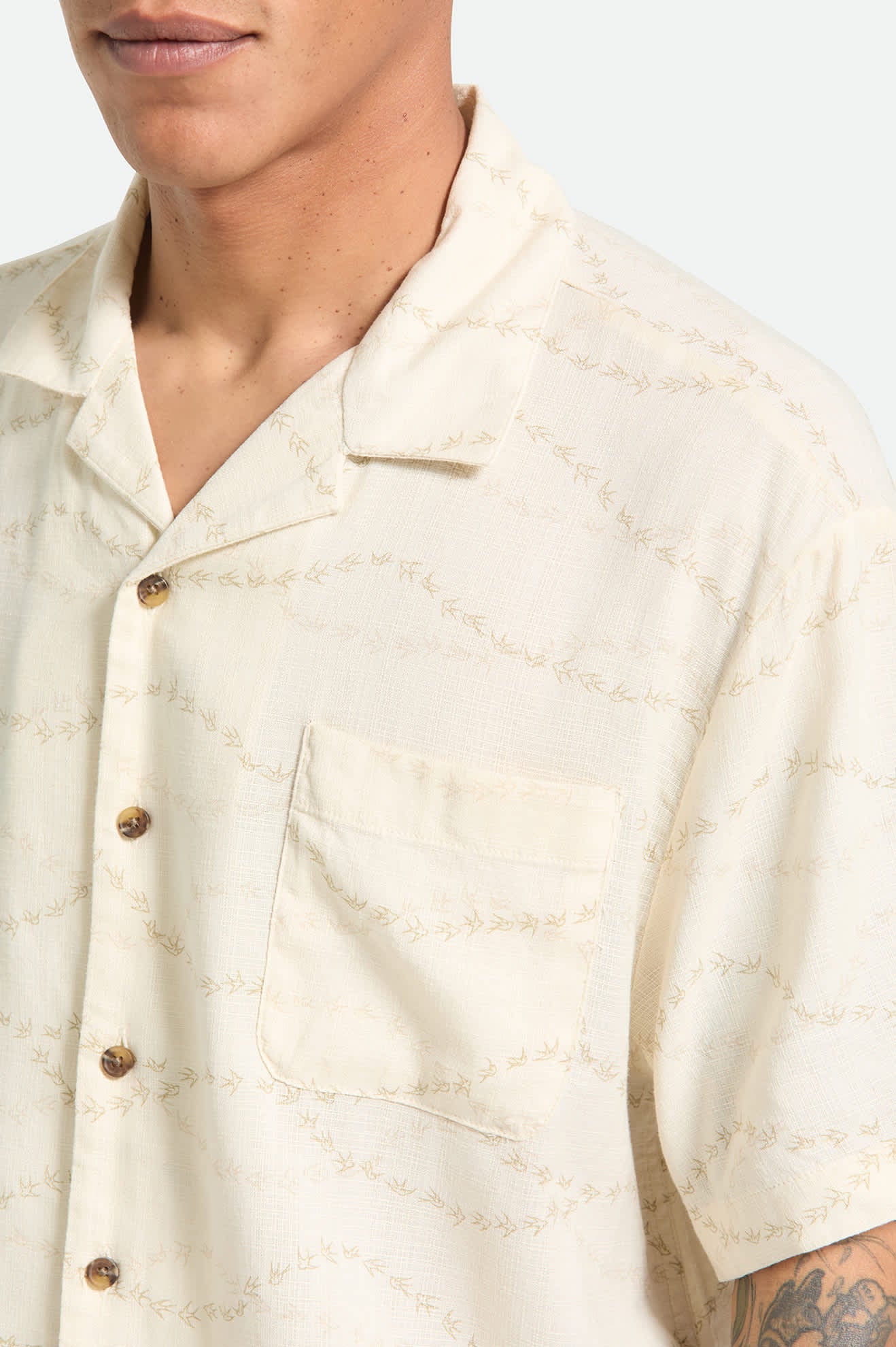 Brixton Bunker Slub S/S Woven Shirt - Whitecap/Black Swallows