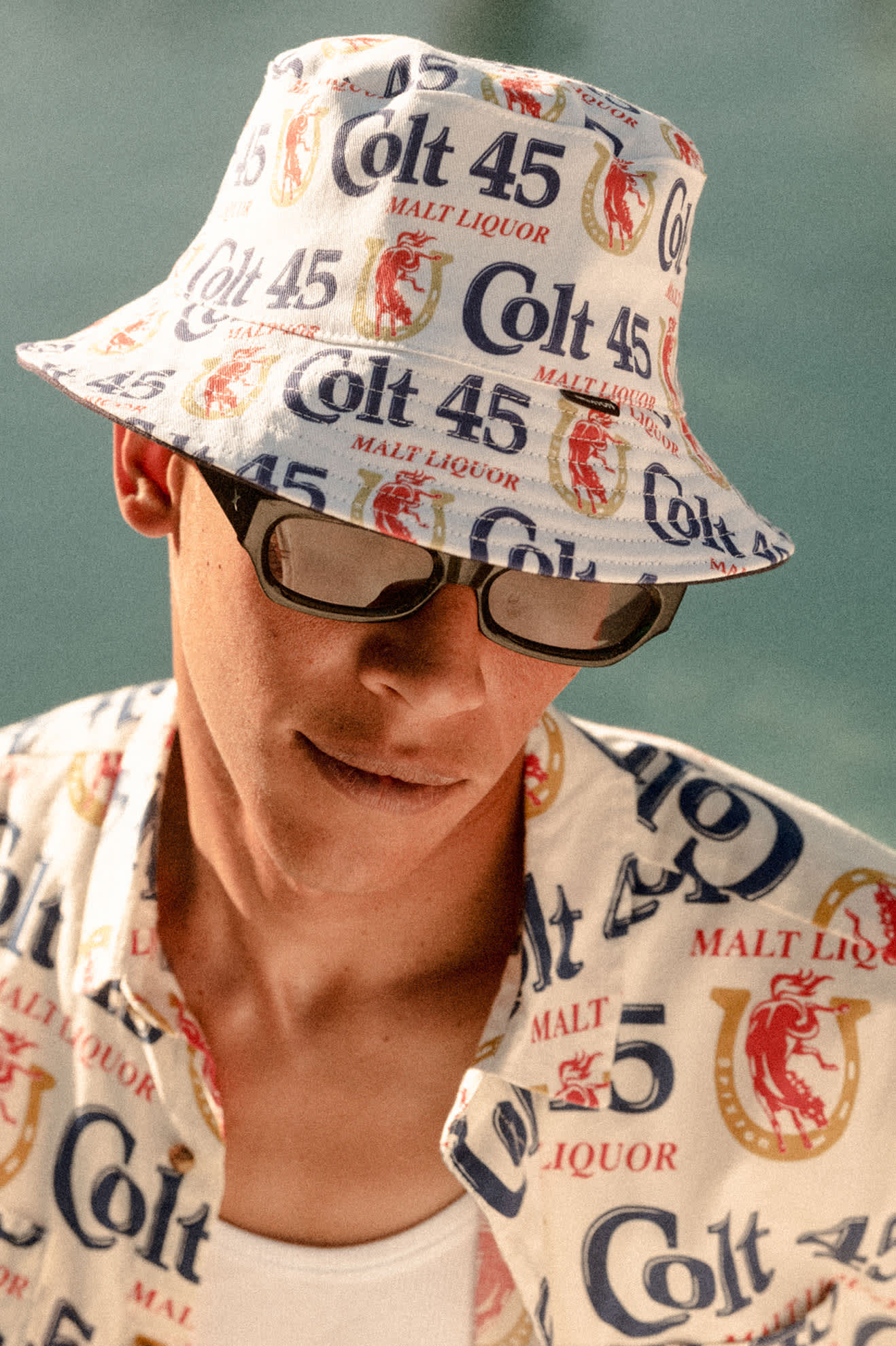 Brixton Colt 45 x Brixton Bucket Hat - Multi/Midnight Blue