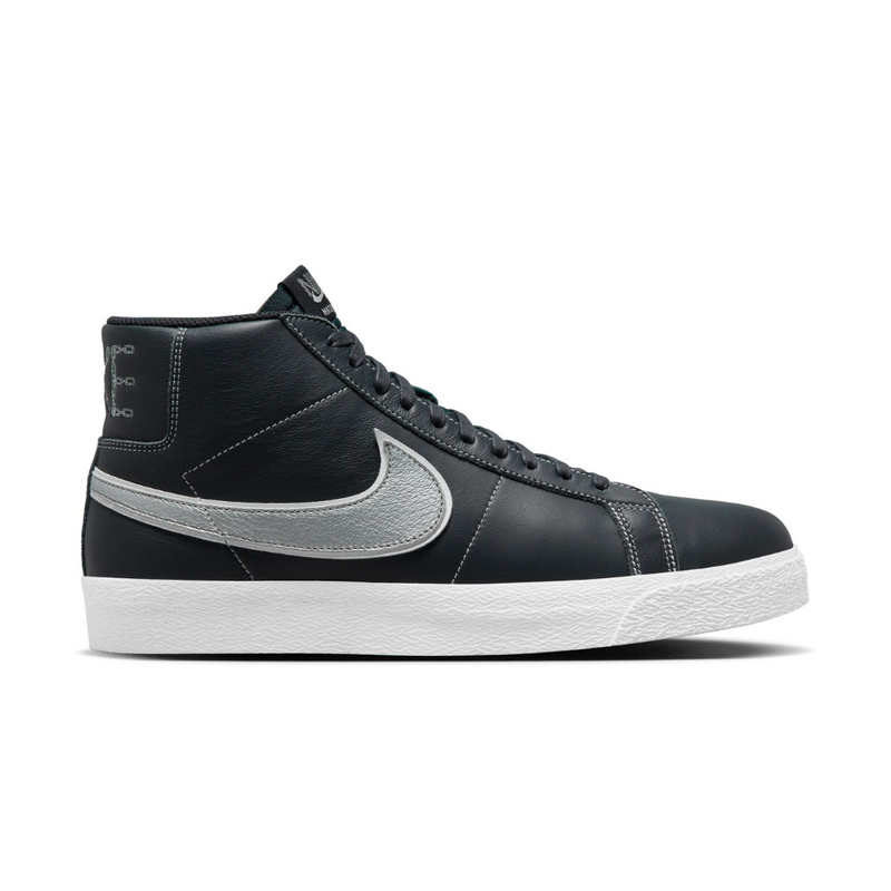 NIKE SB ZOOM BLAZER MID X MASON SILVA - BLACKENED BLUE/WOLF GREY-BLACKENED BLUE